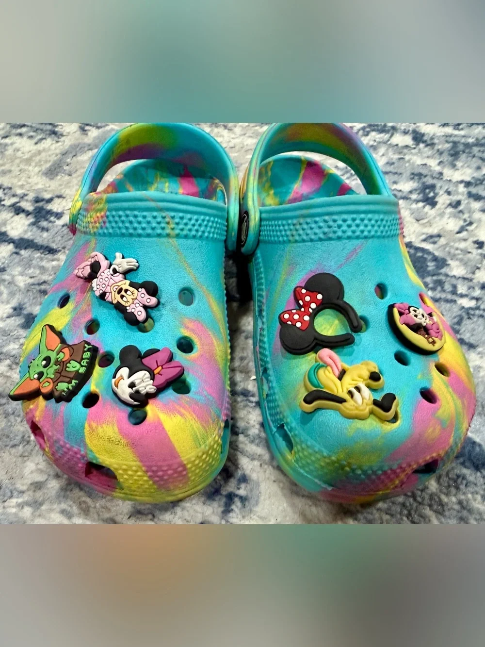 CROCS bright tie